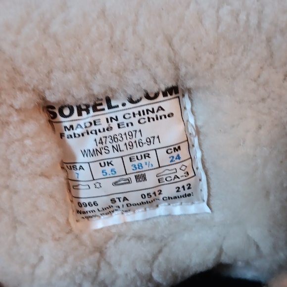 Sorel leather sheepskin tall boots - Picture 3 of 5